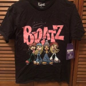 Official Bratz T Tee Shirt 2021 Black Pink Shirt